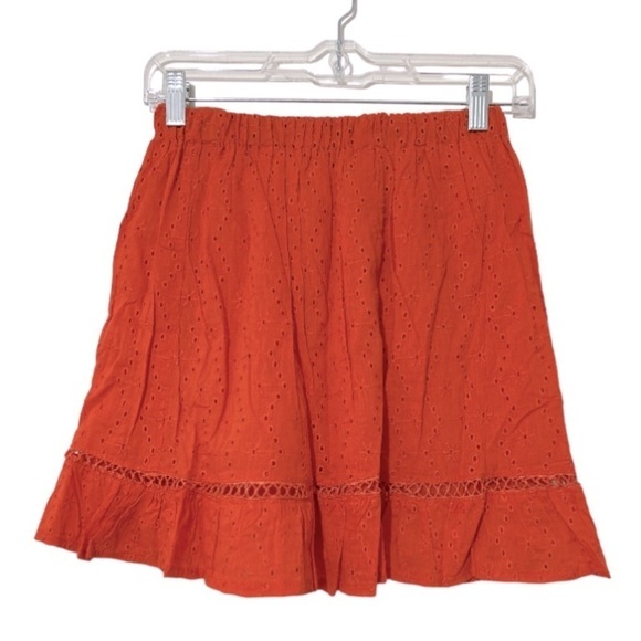 NWT Women’s Eyelet Crop Top and Pep Hem Mini Skirt Matching Set Sz 4 - Picture 3 of 6